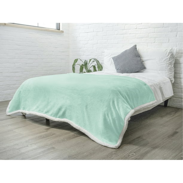 Natural Plant Super Soft Throw Blankets Farm Spring Green Leaves with Wood Plank Luxury Comfort Flannel Fleece Bed Cover Cozy Warm Lightweight Blanket for Sofa Couch Chair 